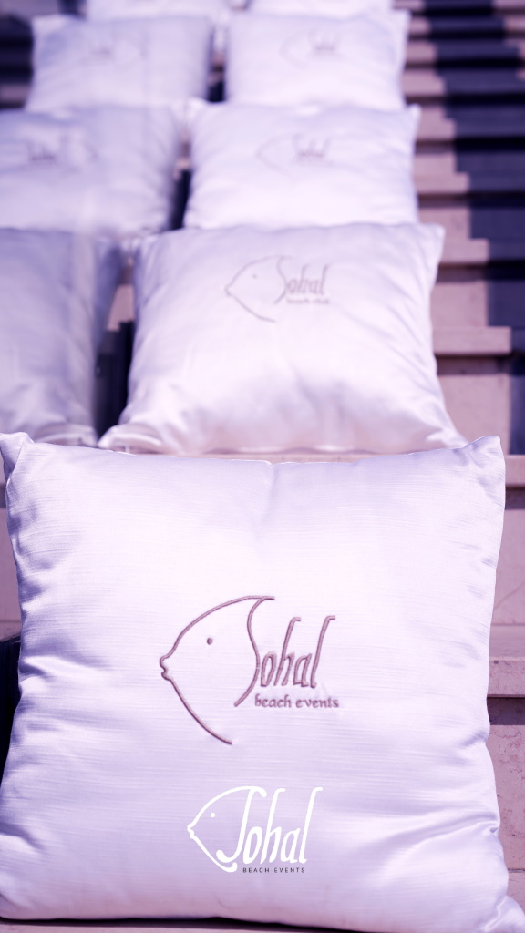 minimal chic e total white