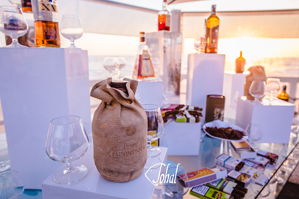 Cioccolato, sigari e distillati